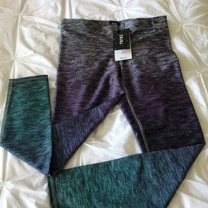 Terez Capri, Size Medium, Purple Ombre